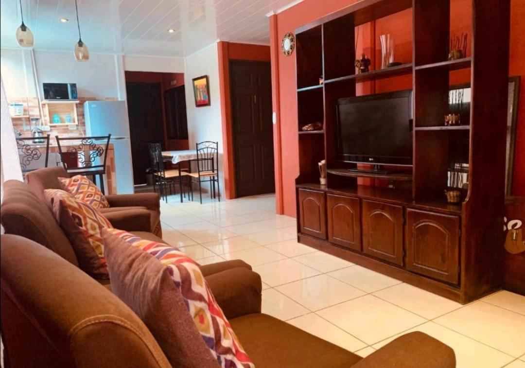 Bamboo Arenal Apartment La Fortuna Екстериор снимка