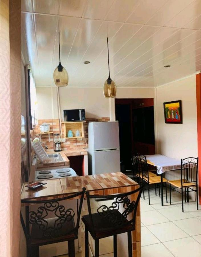 Bamboo Arenal Apartment La Fortuna Екстериор снимка
